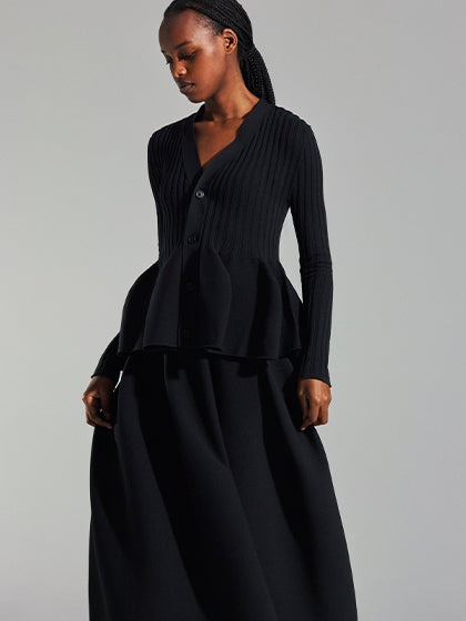 FLUTED V-NECK SLEEVELESS MERMAID DRESS