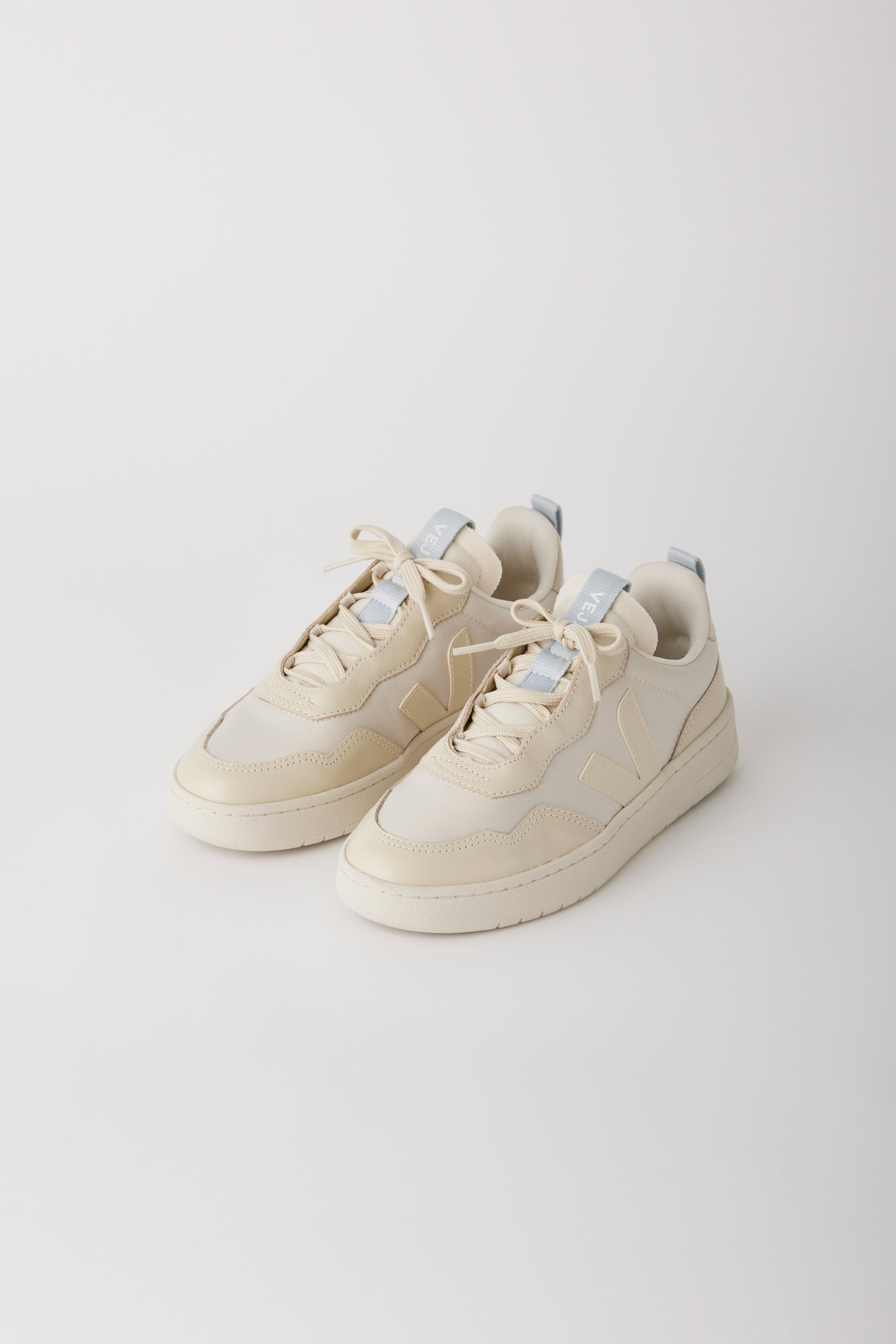 Cfcl VEJA コラボスニーカー　完売品 V-90 VEJA X CFCL WOMEN