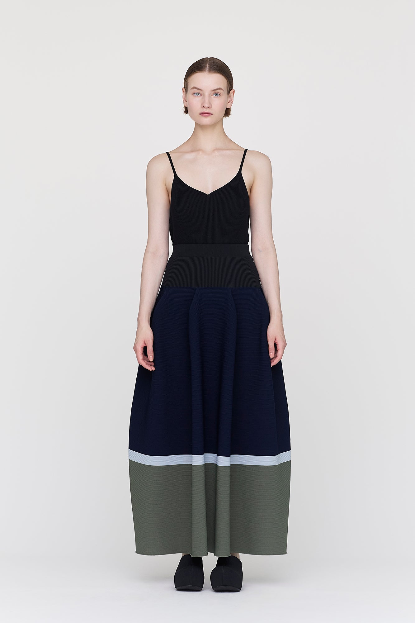 CFCL 完売色　PORTRAIT CAMISOLE TOP PORTRAIT CAMISOLE TOP