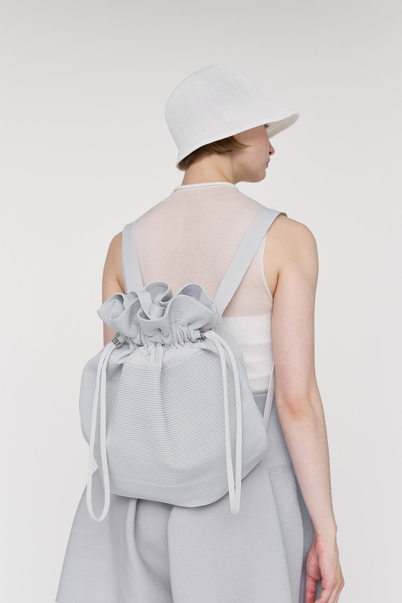 モデル身長：171cm　着用サイズ：F