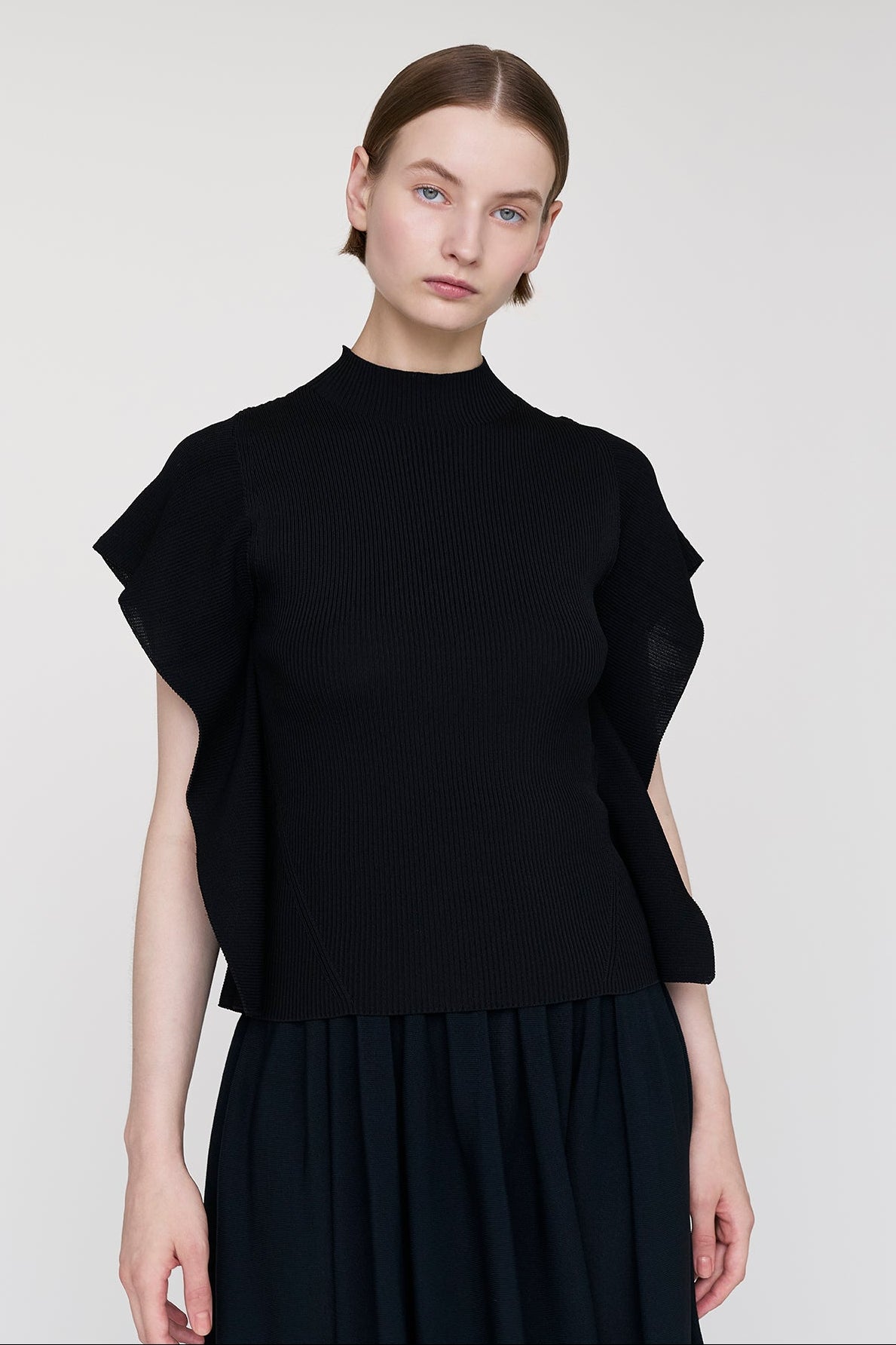 PORTRAIT CREASE TOP