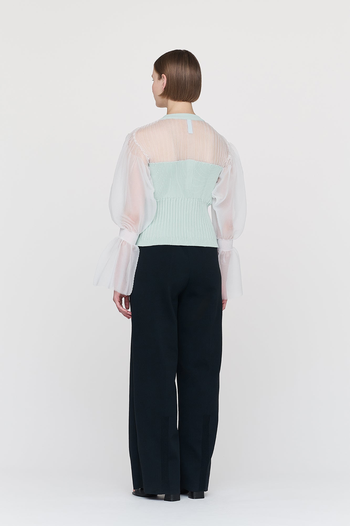 モデル身長：171cm　着用サイズ：3