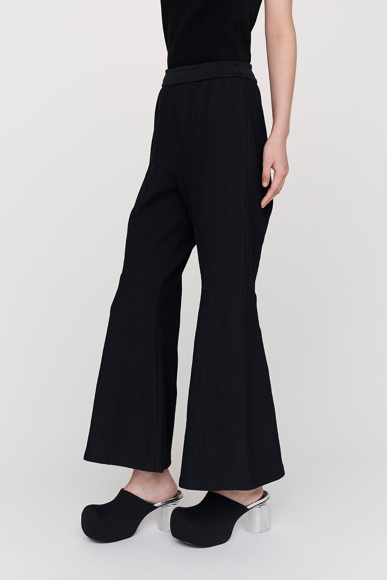 Model Height: 173cm　Wear Size: 3