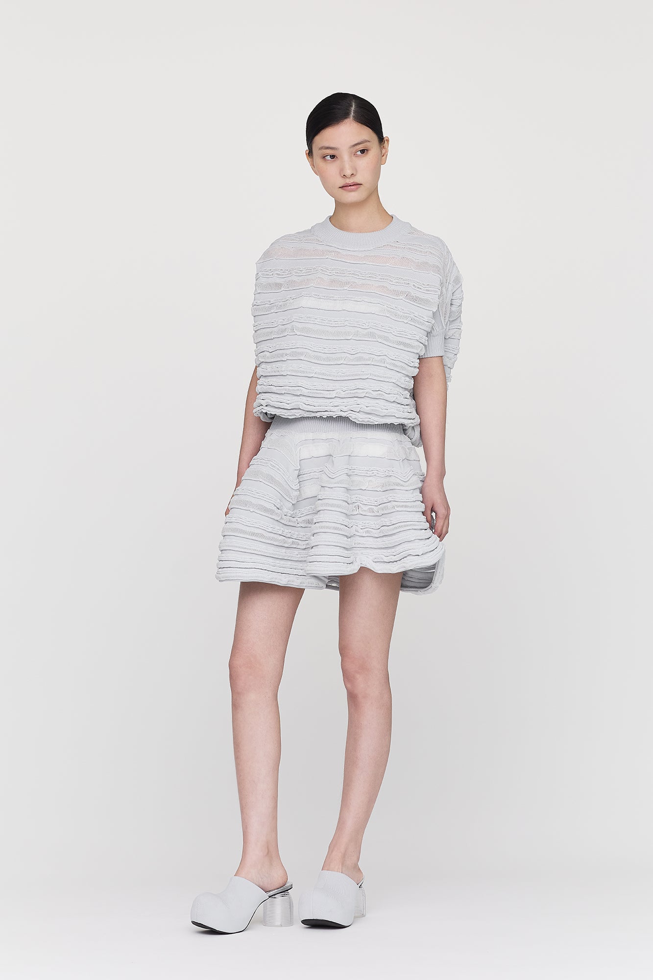 モデル身長：173cm　着用サイズ：F