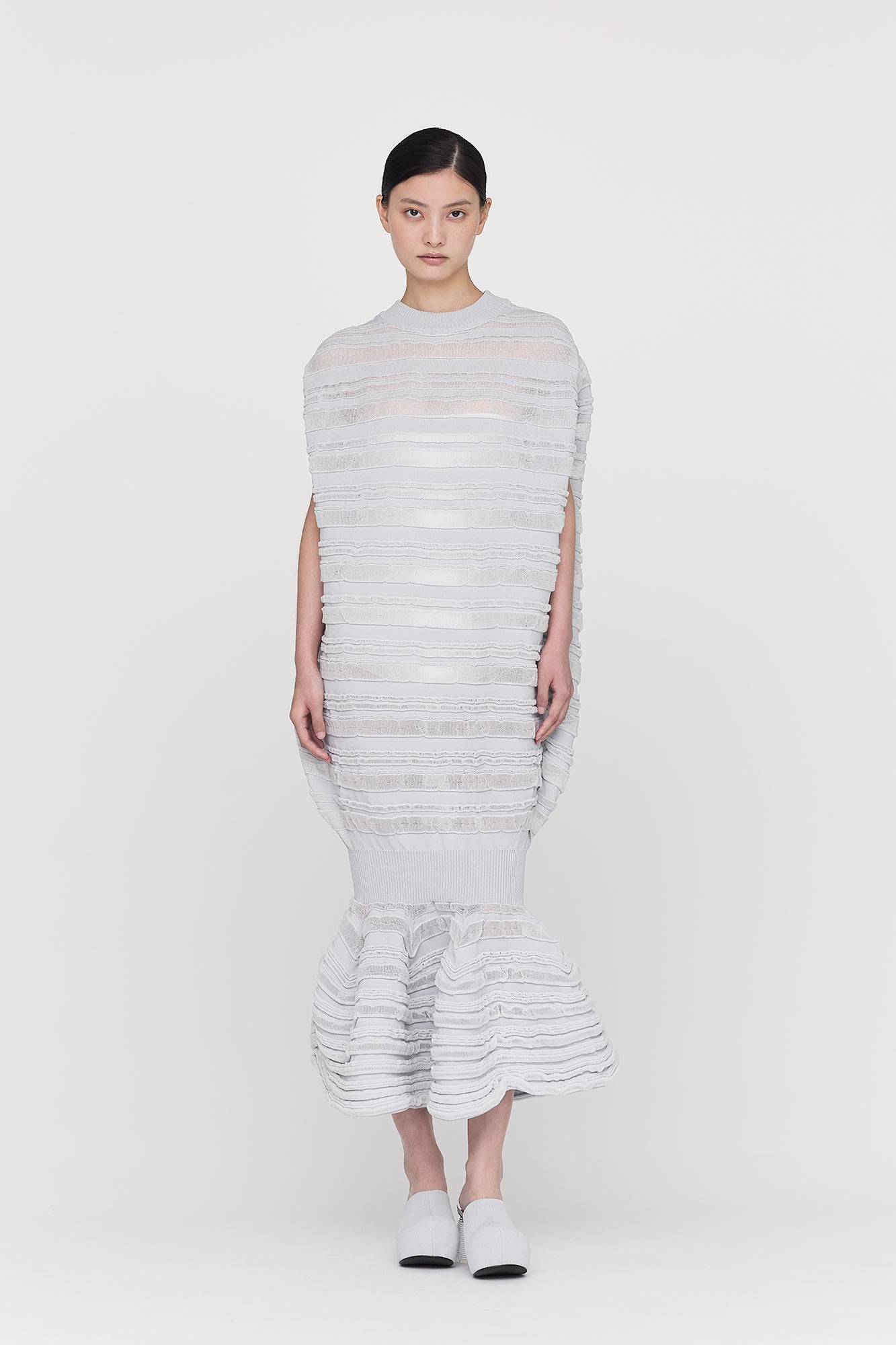 モデル身長：173cm　着用サイズ：F