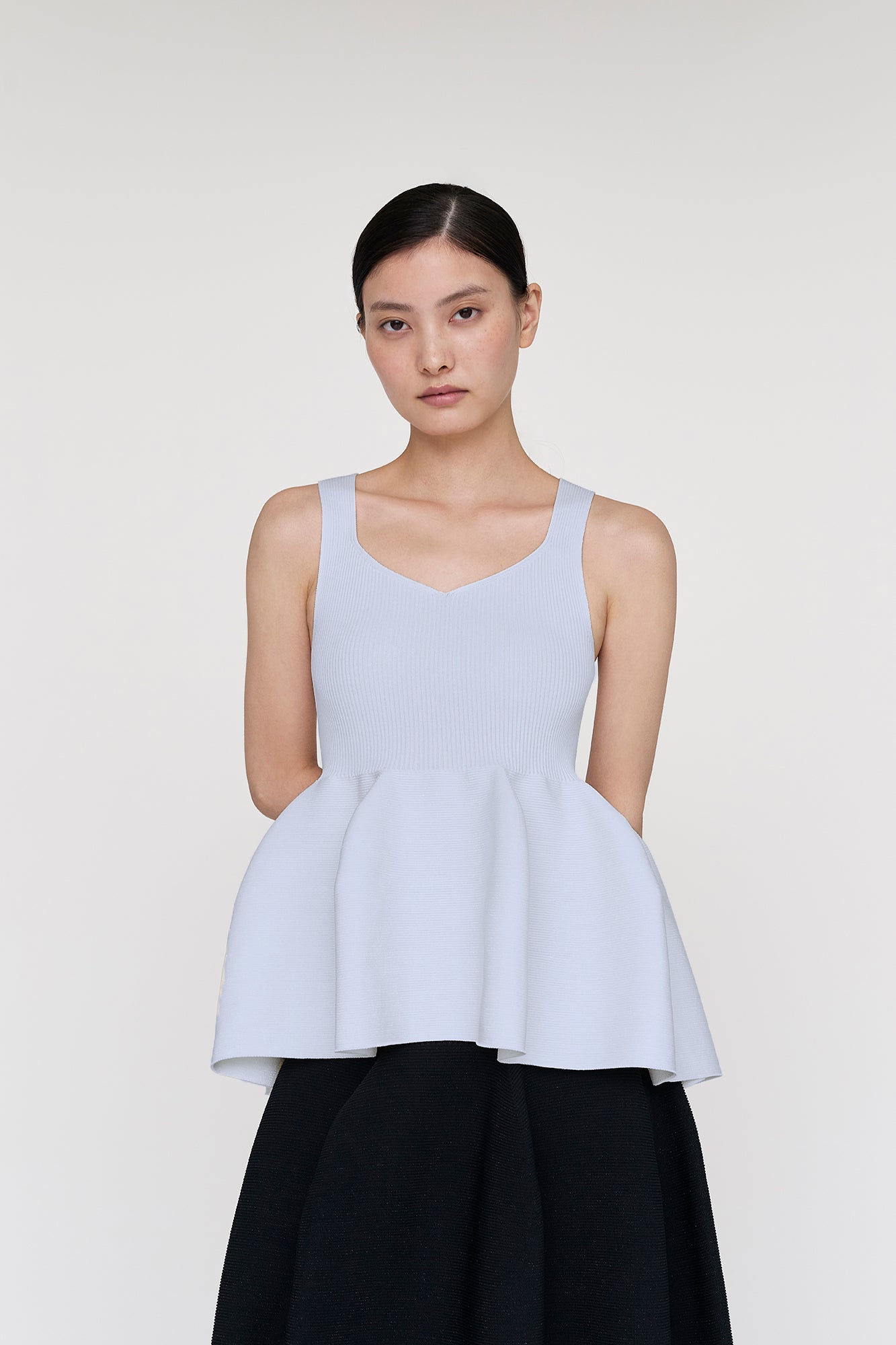 POTTERY SLEEVELESS TOP