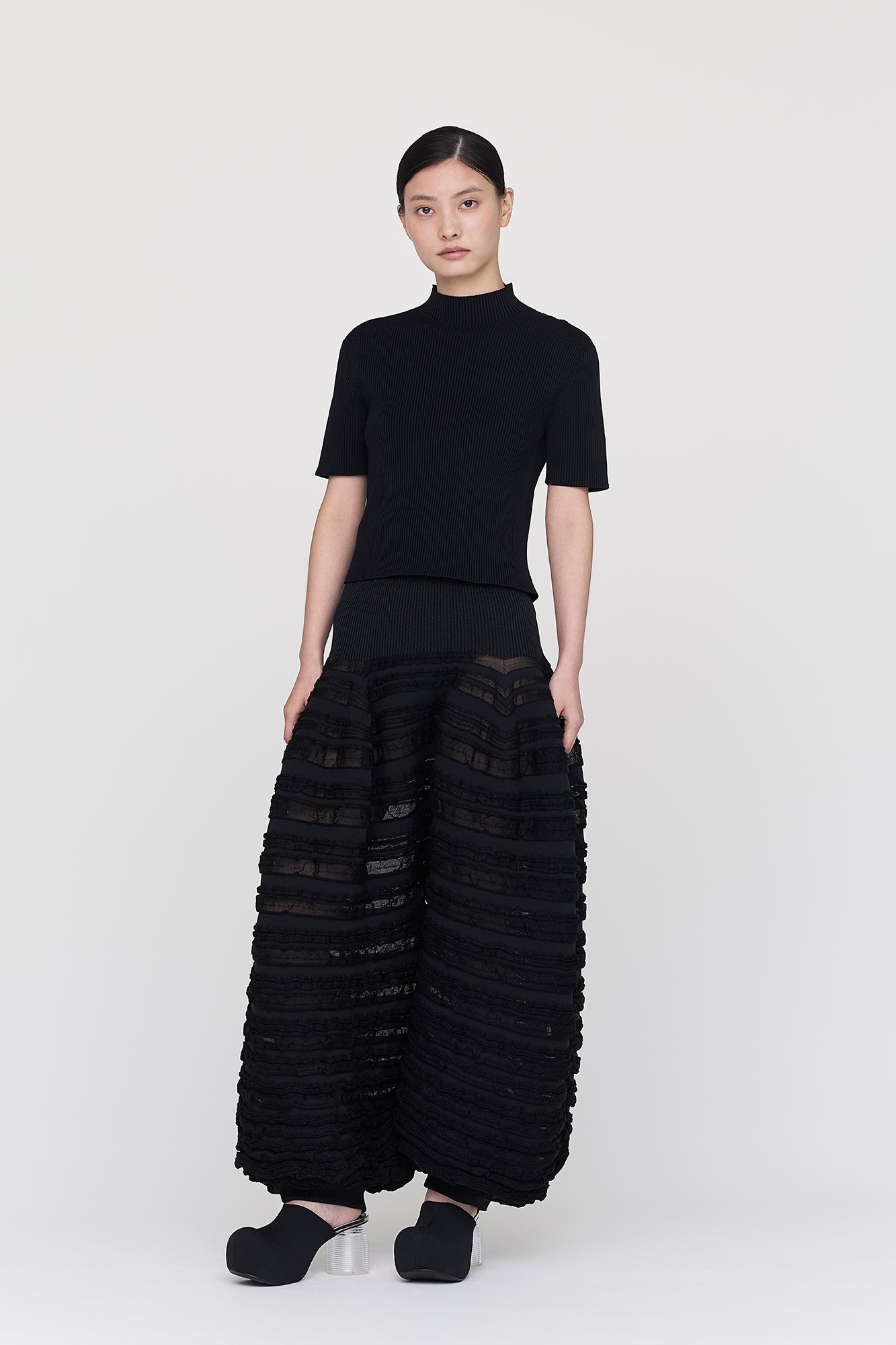 モデル身長：173cm　着用サイズ：F