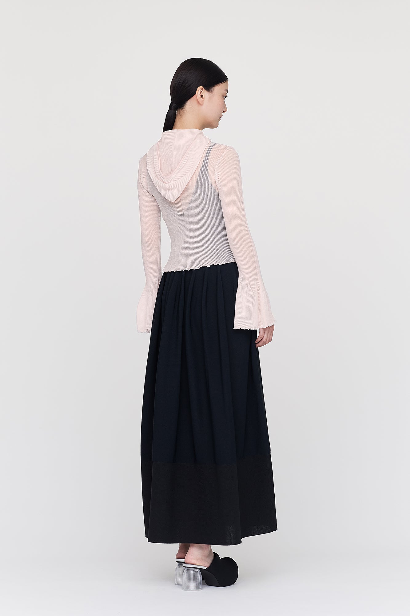 モデル身長：173cm　着用サイズ：3