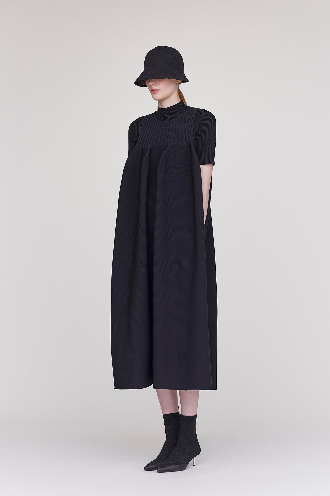 MESH KNIT ASYMMETRIC HAT