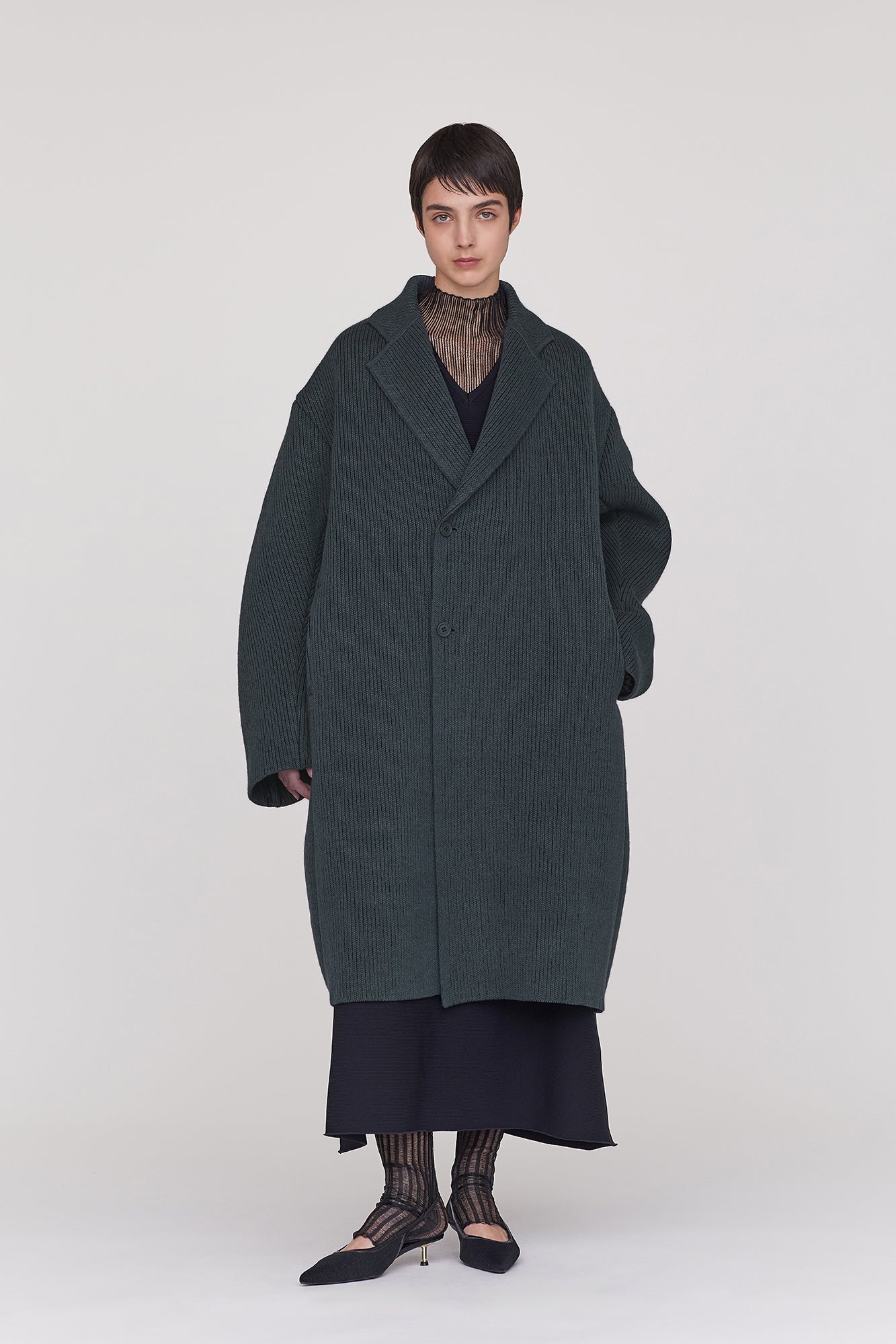 モデル身長：177cm　着用サイズ：5