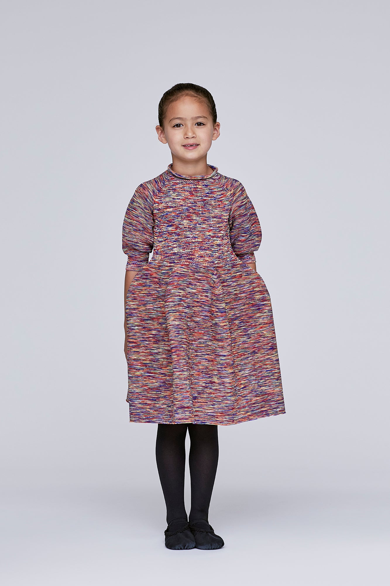 Model height: 120cm Wearing size: 5