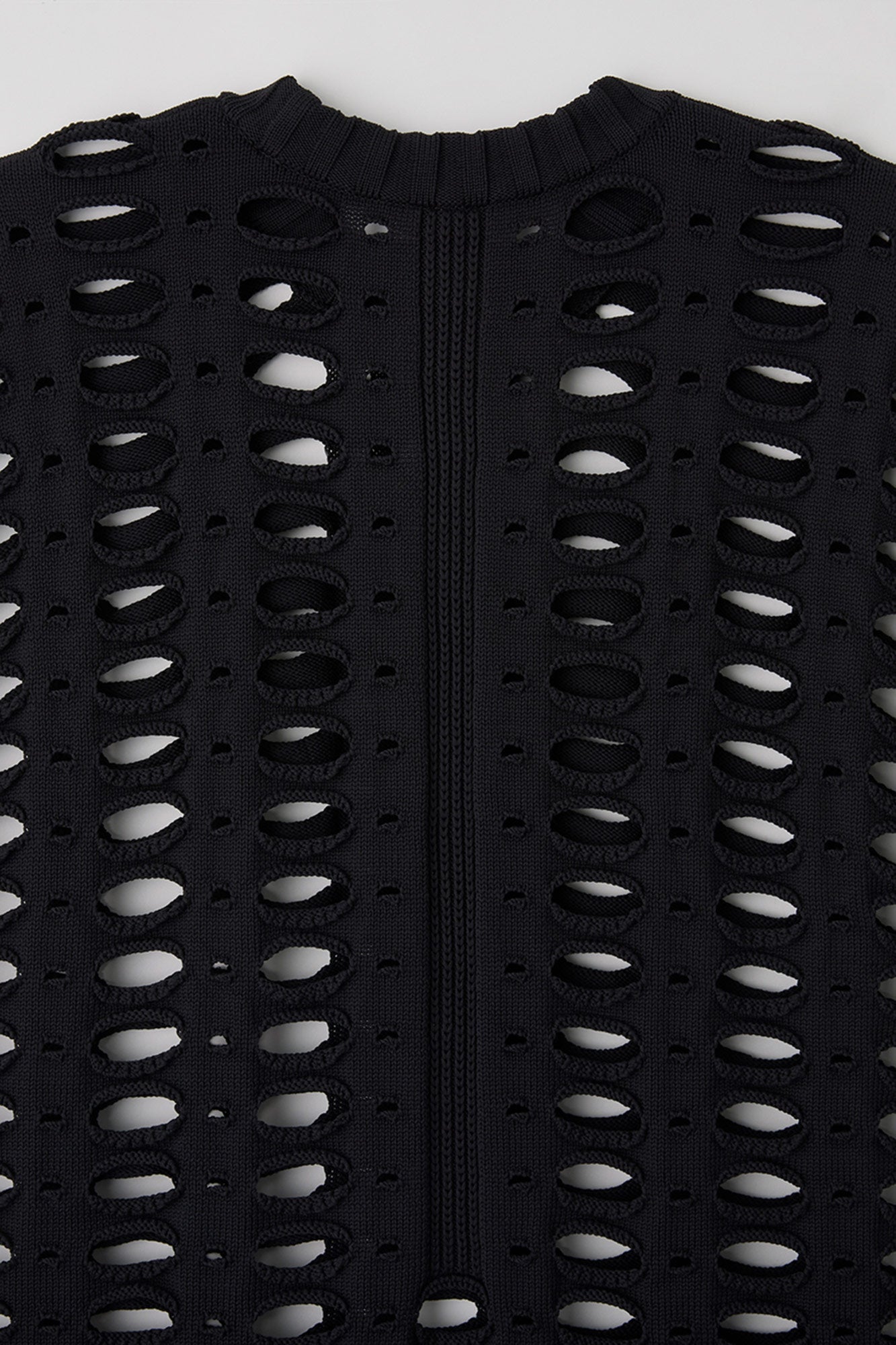 FAÇADE VENTS SLEEVELESS DRESS