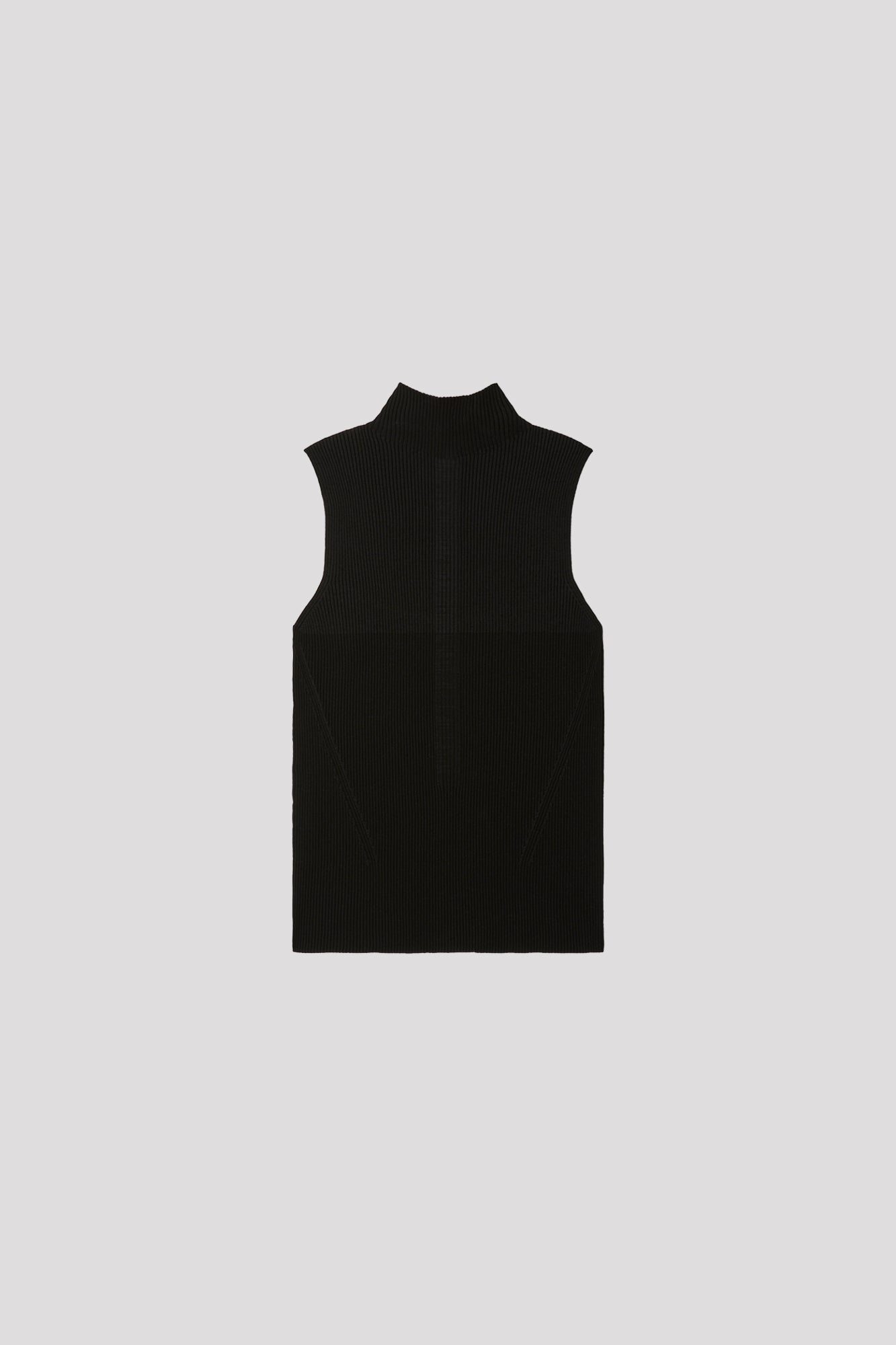 PORTRAIT SLEEVELESS TOP