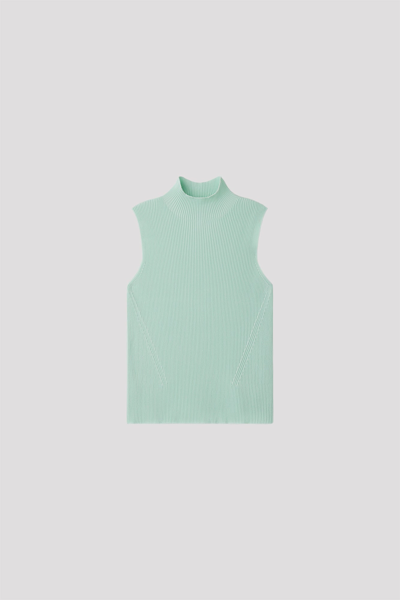 PORTRAIT SLEEVELESS TOP