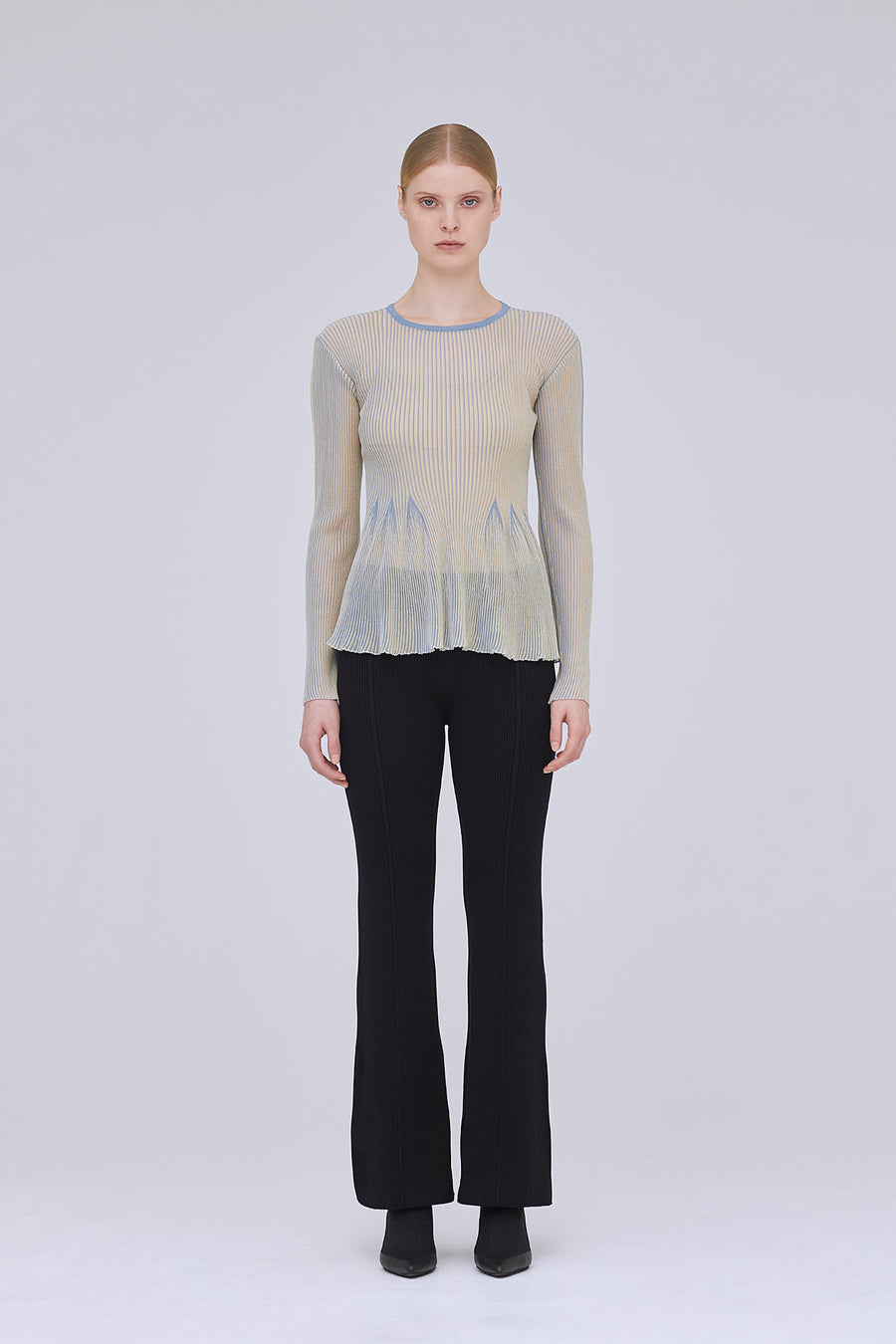 SOFT PORTRAIT TIGHT FLARE PANTS