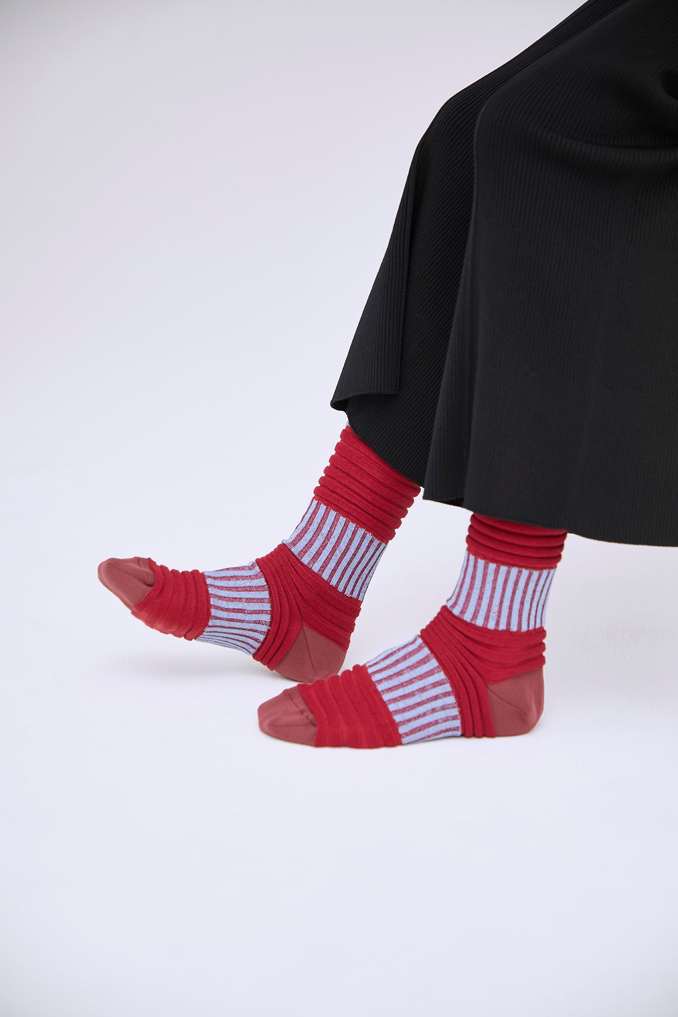 GARTER RIB SOCKS