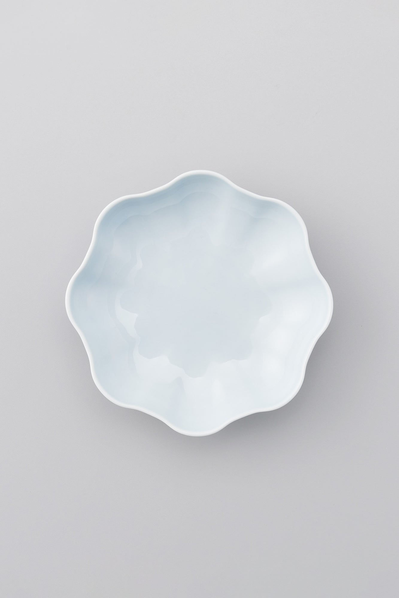PORCELAIN POTTERY BOWL MEDIUM