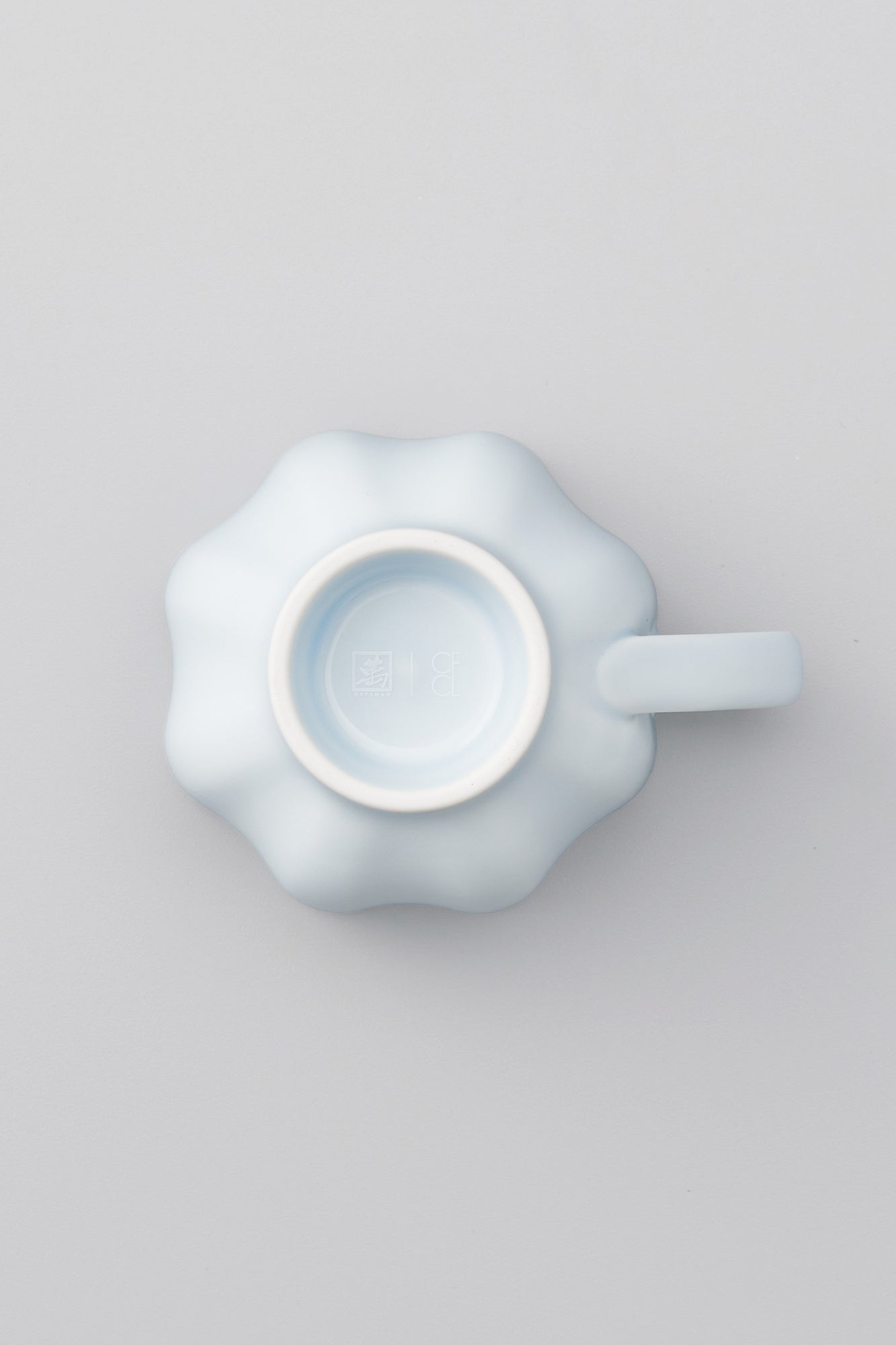 PORCELAIN POTTERY TEA MUG