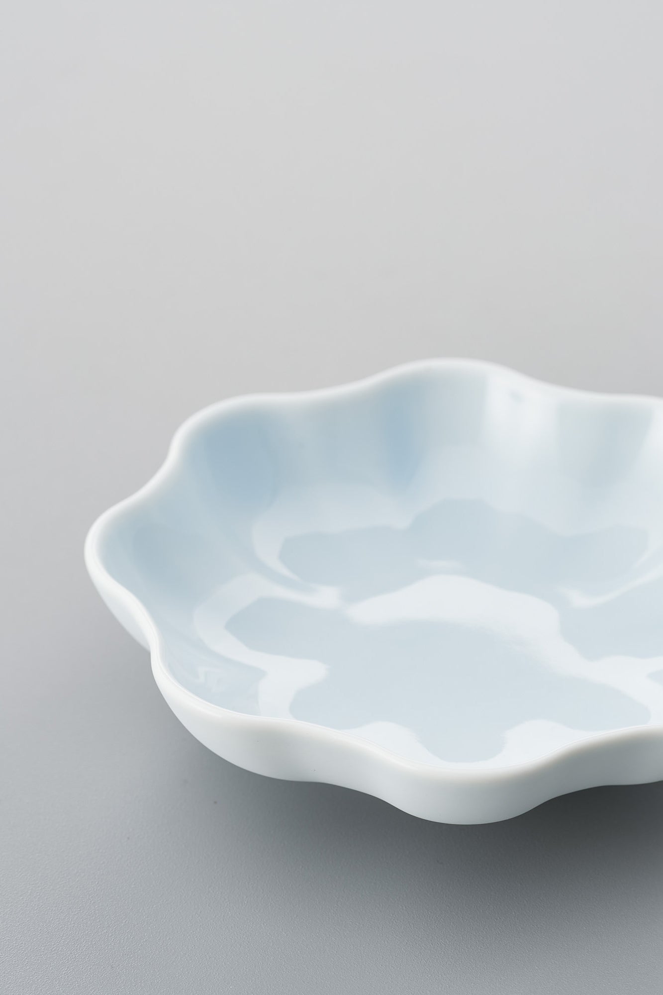 PORCELAIN POTTERY BOWL SMALL