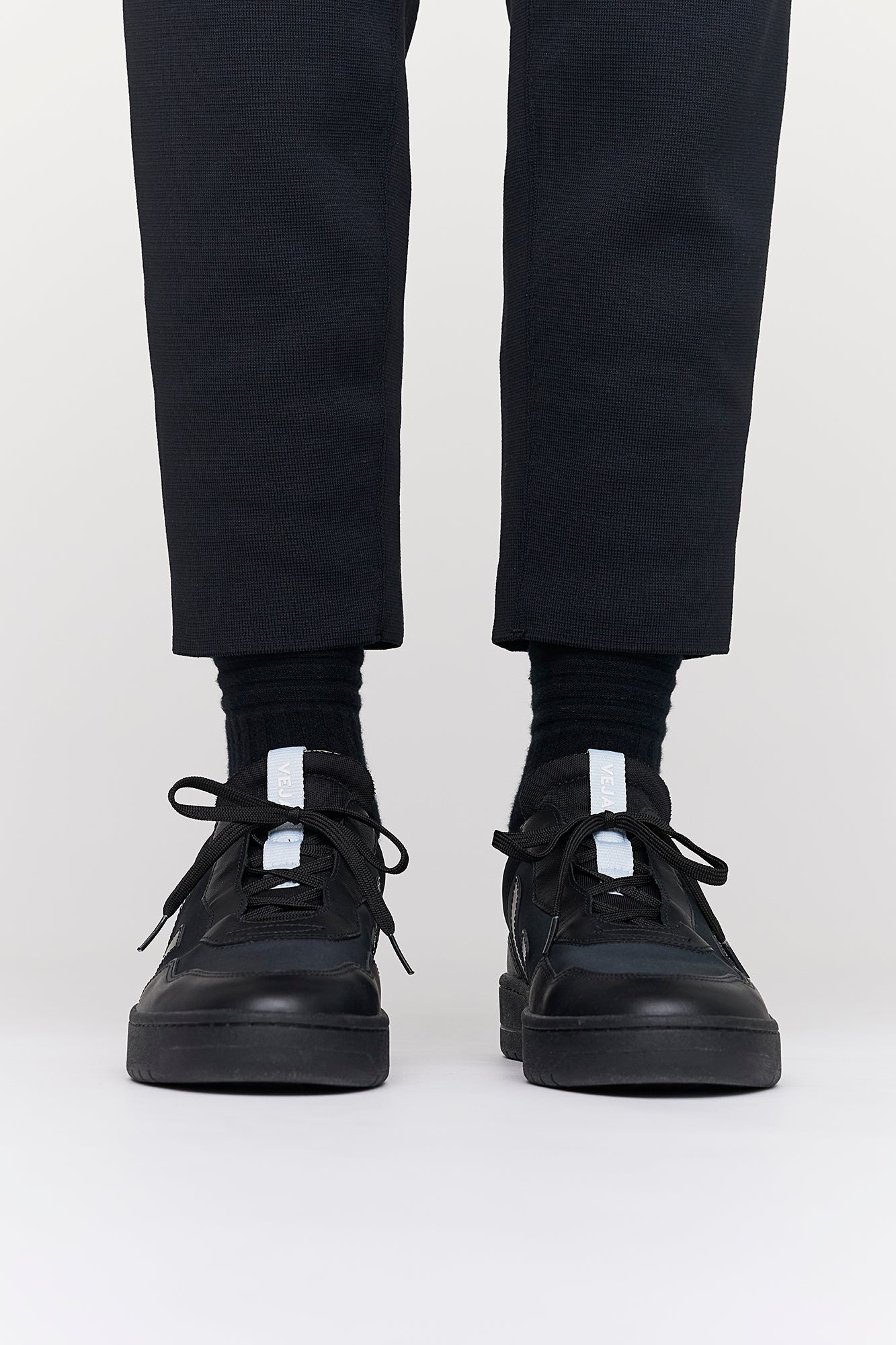 V-90 VEJA X CFCL MEN