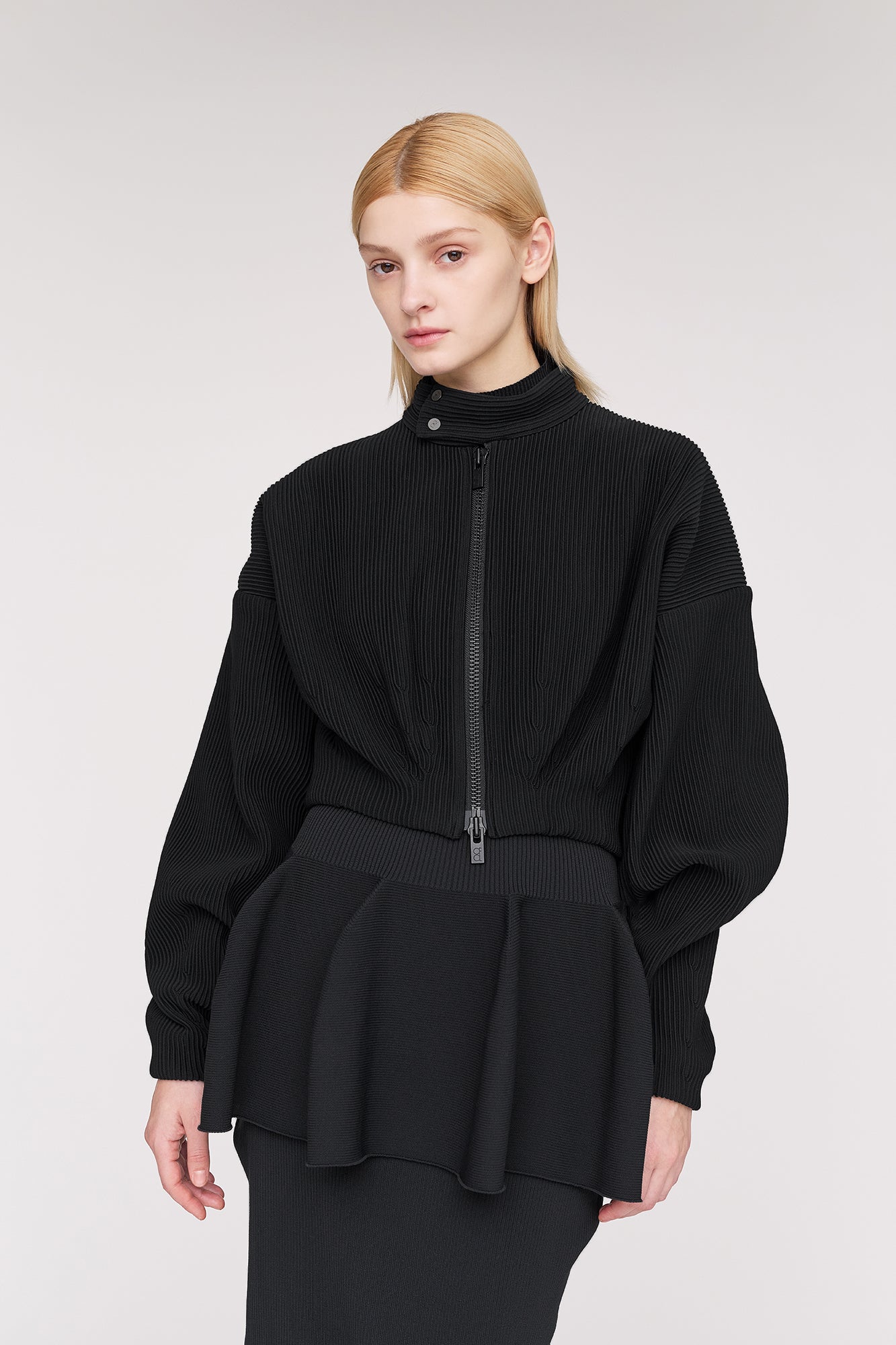 HYPHA STAND-UP COLLAR CROPPED BOMBER JACKET