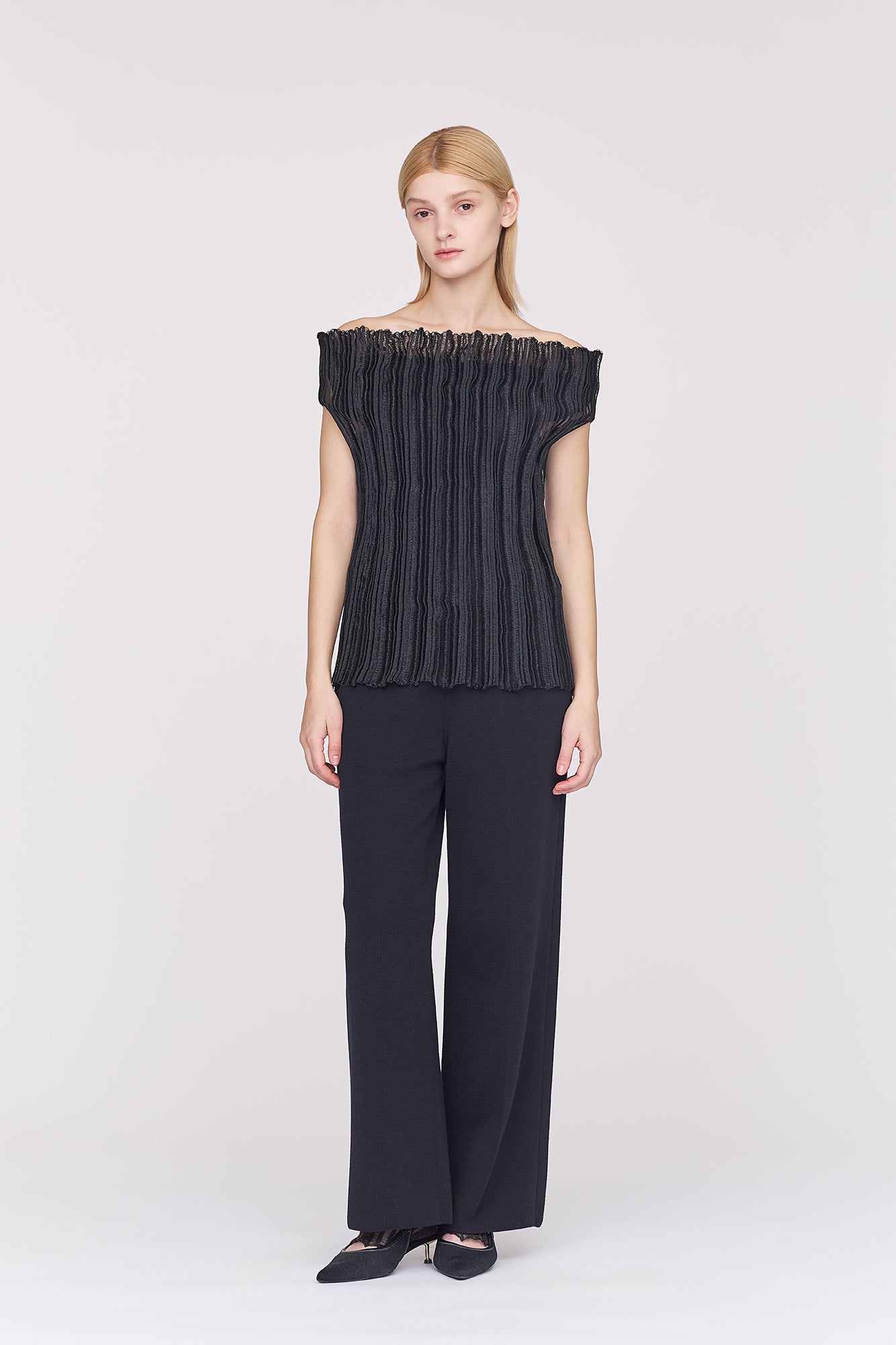 CFCL オフショルダー　トップス　黒 METAL OFF SHOULDER TOP