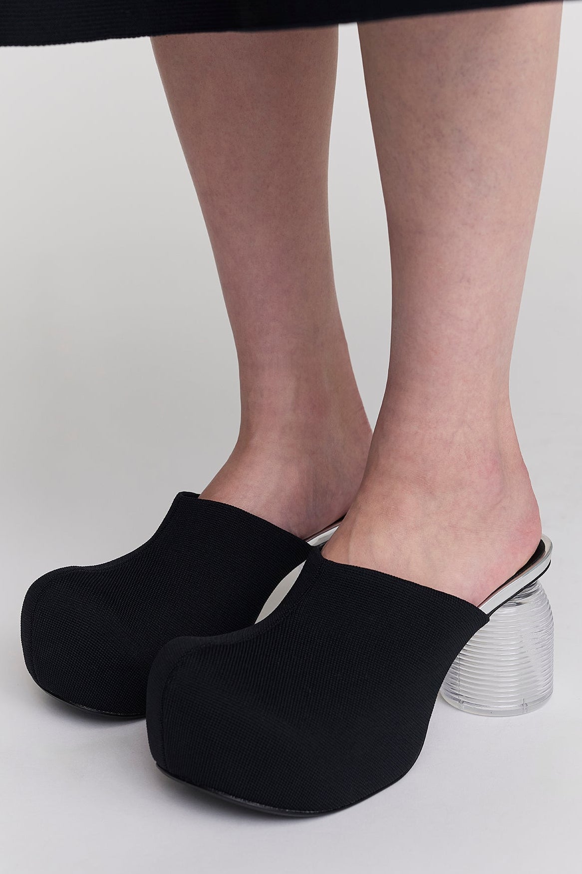 モデル身長：171cm　着用サイズ：25