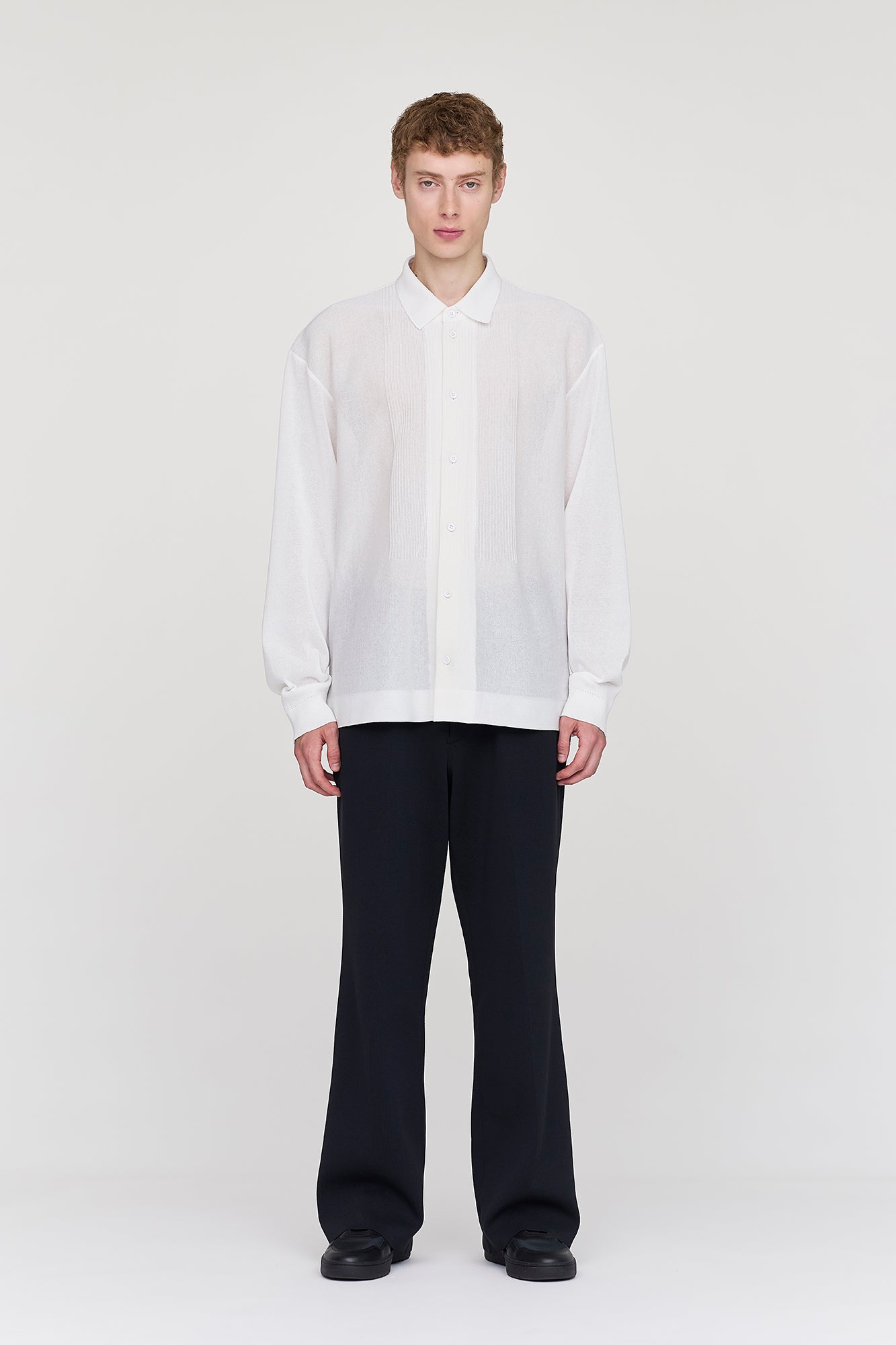 モデル身長：186cm　着用サイズ：5