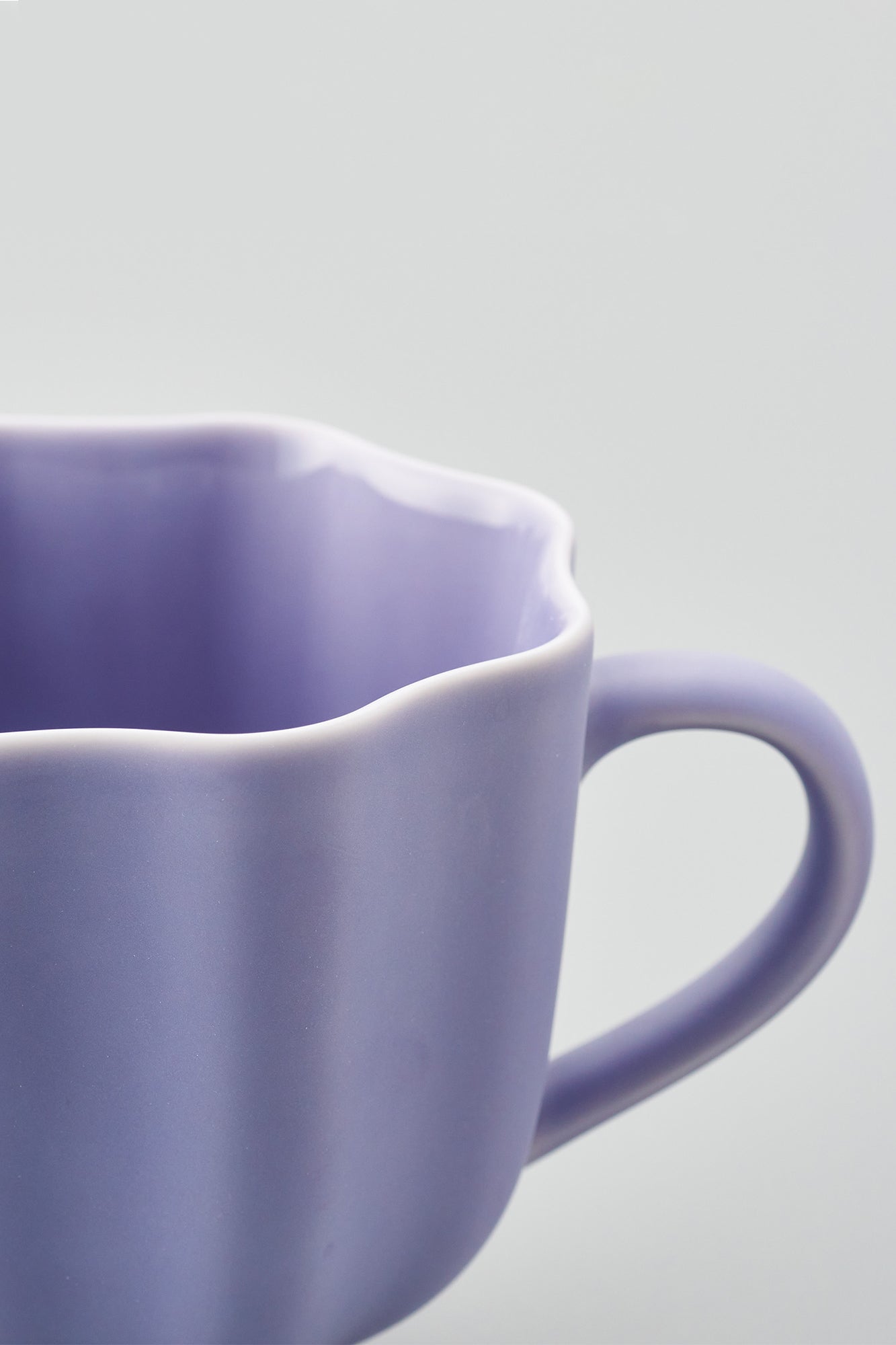 PORCELAIN POTTERY TEA MUG