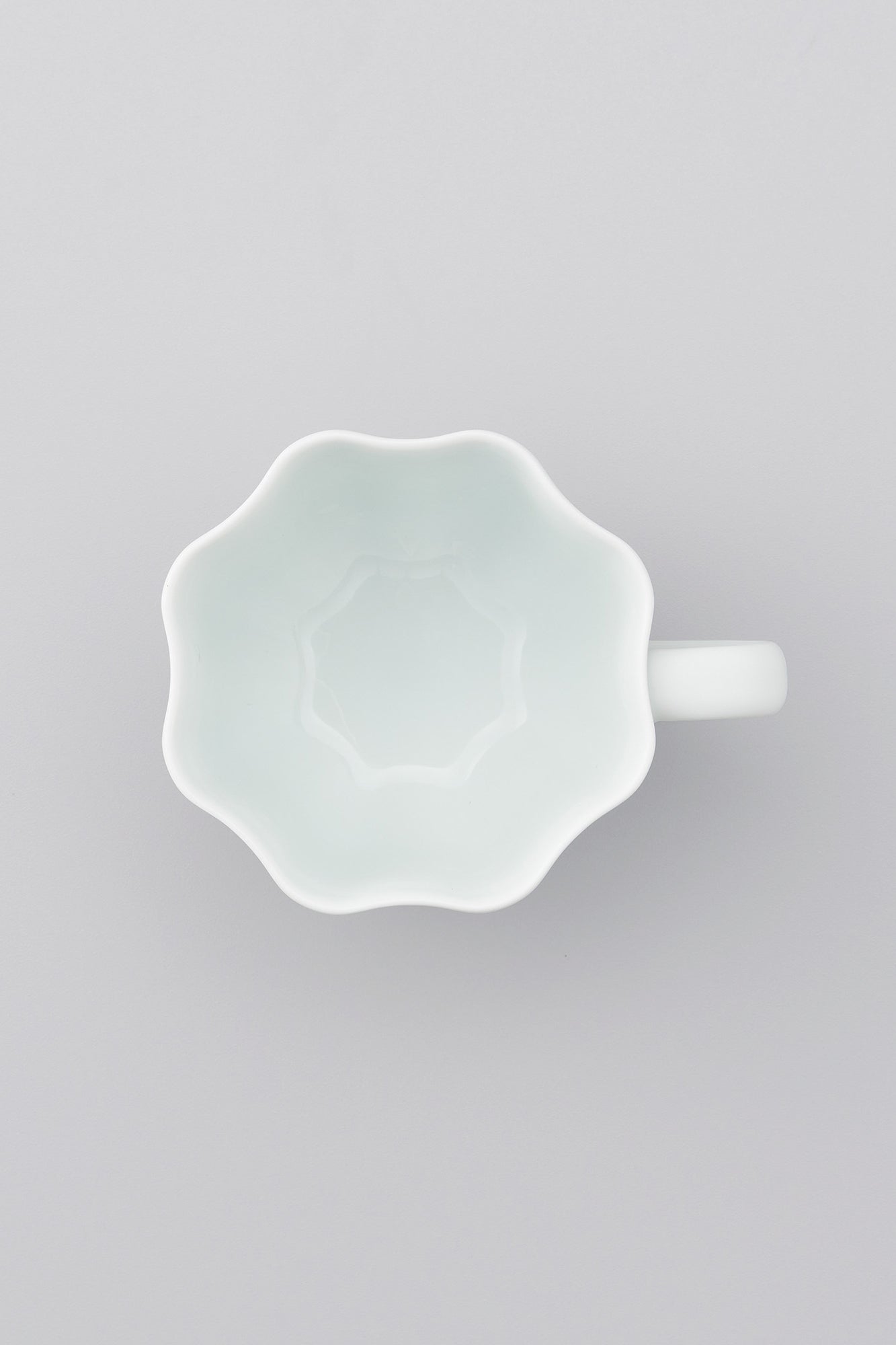PORCELAIN POTTERY TEA MUG